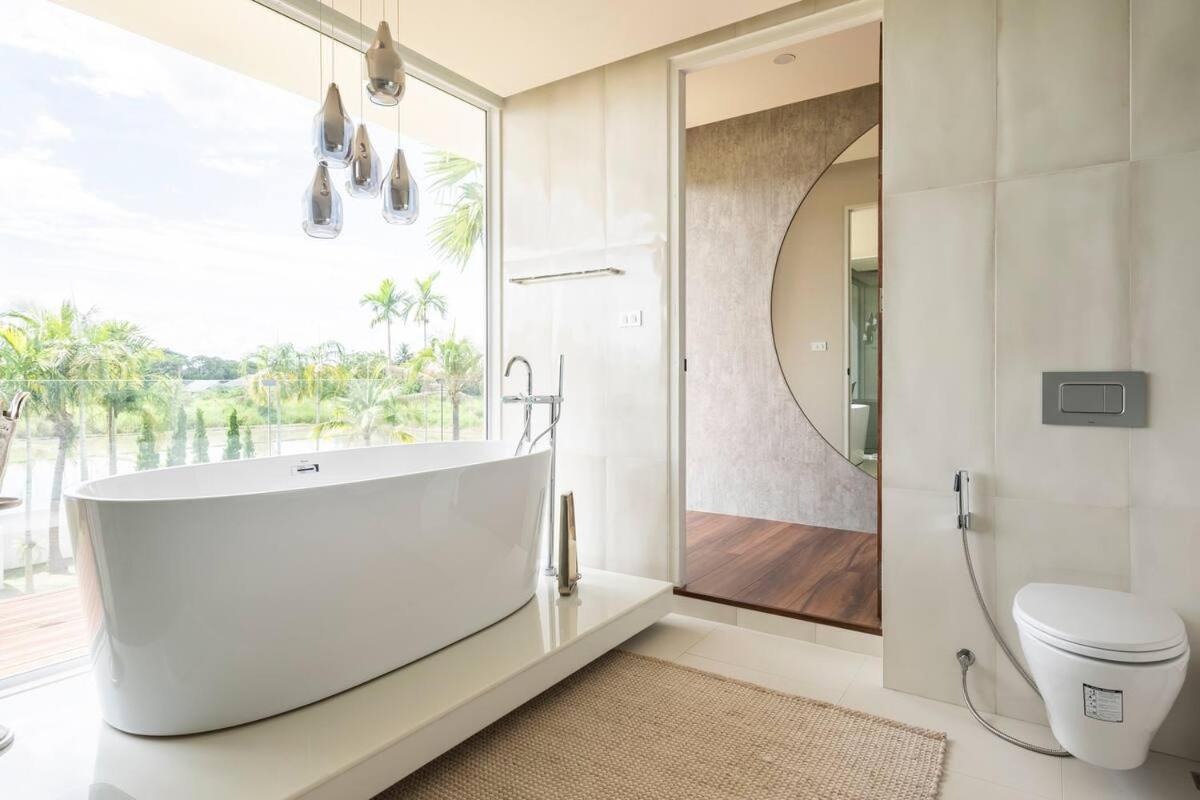 Palm Villa - Award Winning Modern Luxury & Exclusive Villa Resort Chiang Mai Bagian luar foto