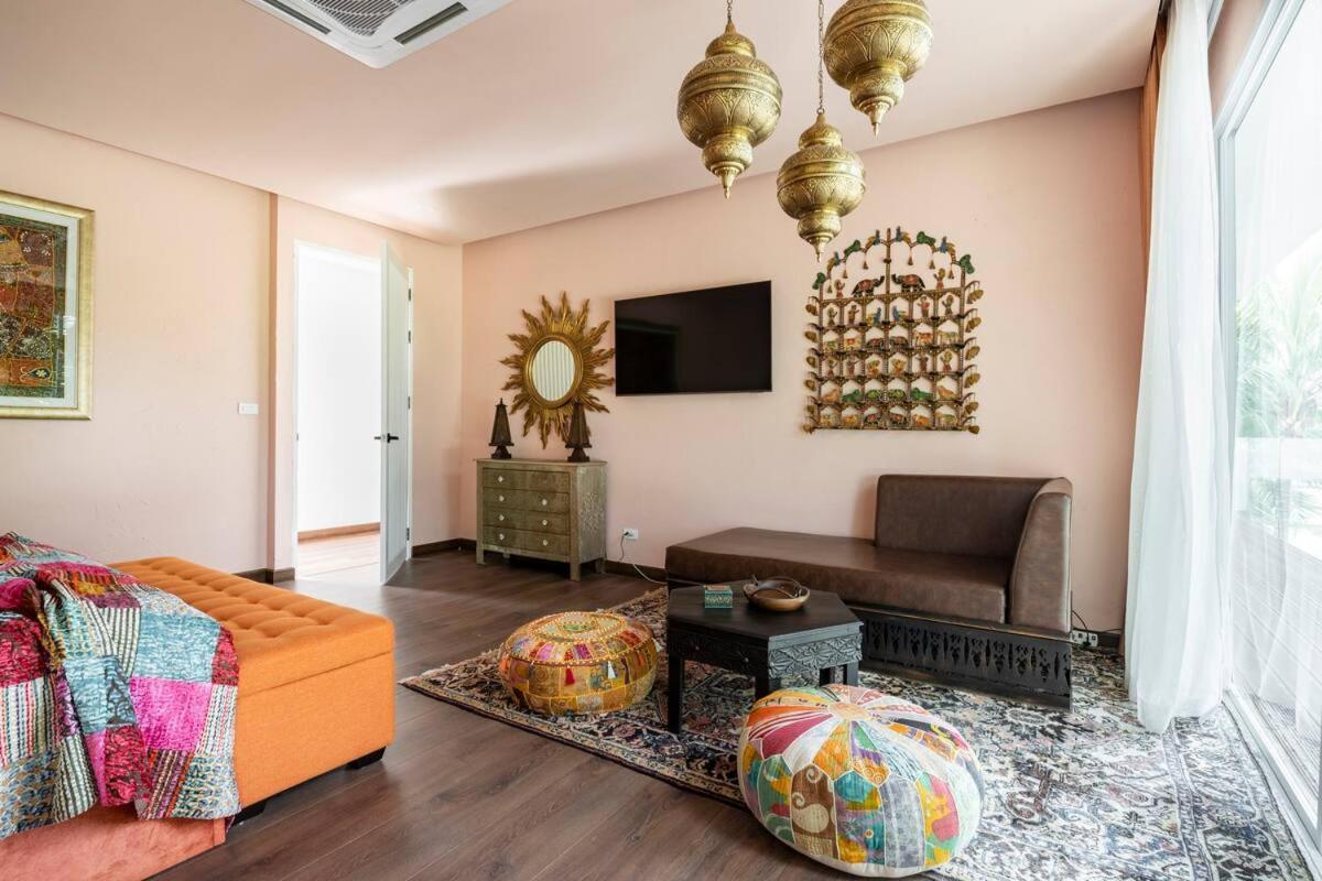 Palm Villa - Award Winning Modern Luxury & Exclusive Villa Resort Chiang Mai Bagian luar foto
