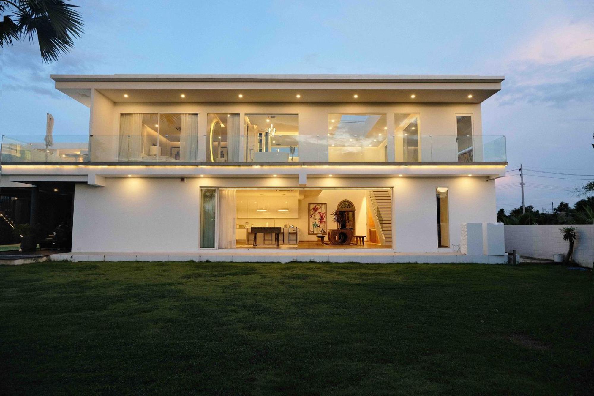 Palm Villa - Award Winning Modern Luxury & Exclusive Villa Resort Chiang Mai Bagian luar foto
